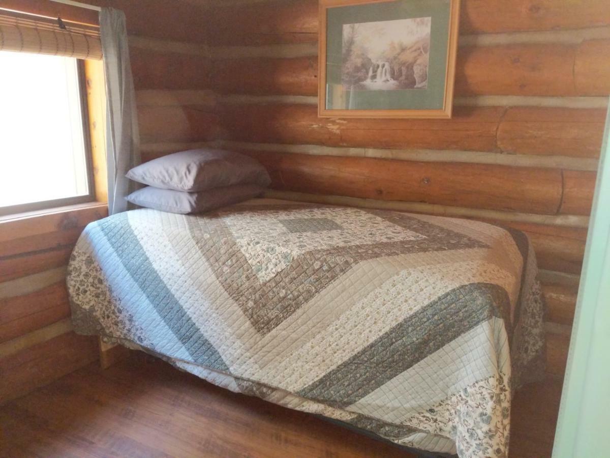 Cozy Cub Log Cabin - Year Round Tranquil Beauty Pinetop-Lakeside Exterior photo